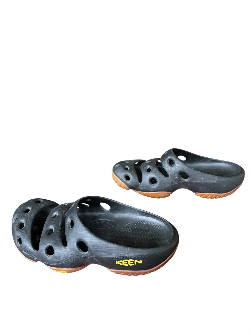 Keen Yogui Arts Mens Size 10 Carbon Fiber Graphite Slip On Clogs Outdoor Slides